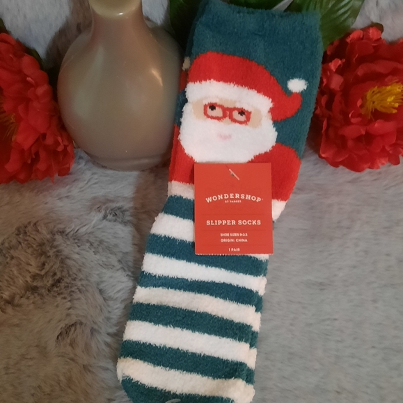 Christmas Crew Socks - Picture 1 of 3